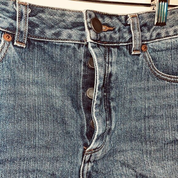 ASOS //Denim High Rise Button Fly Cut Off Denim Shorts  Size 8 - Picture 9 of 10